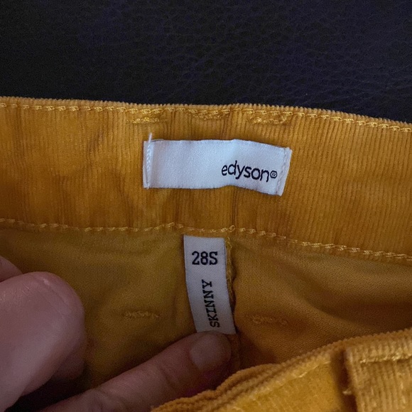 Corduroy pants - Picture 2 of 3